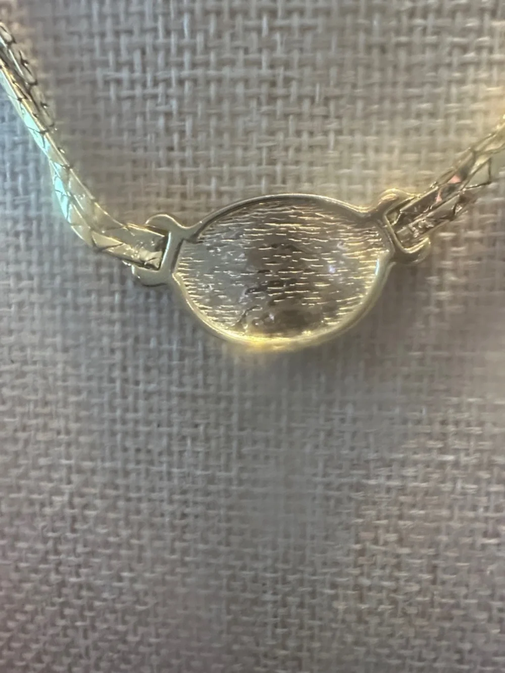 Vintage Christian Dior Signed Gold Oval Pendant Necklace Black Stone - Picture 3 of 4